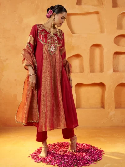 red kurta set