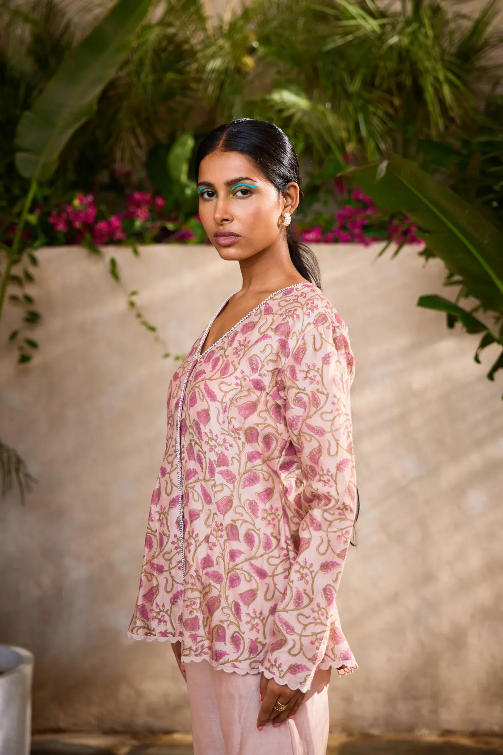 Blush Embroidered Kurta Set with Straight Pants - Image 5