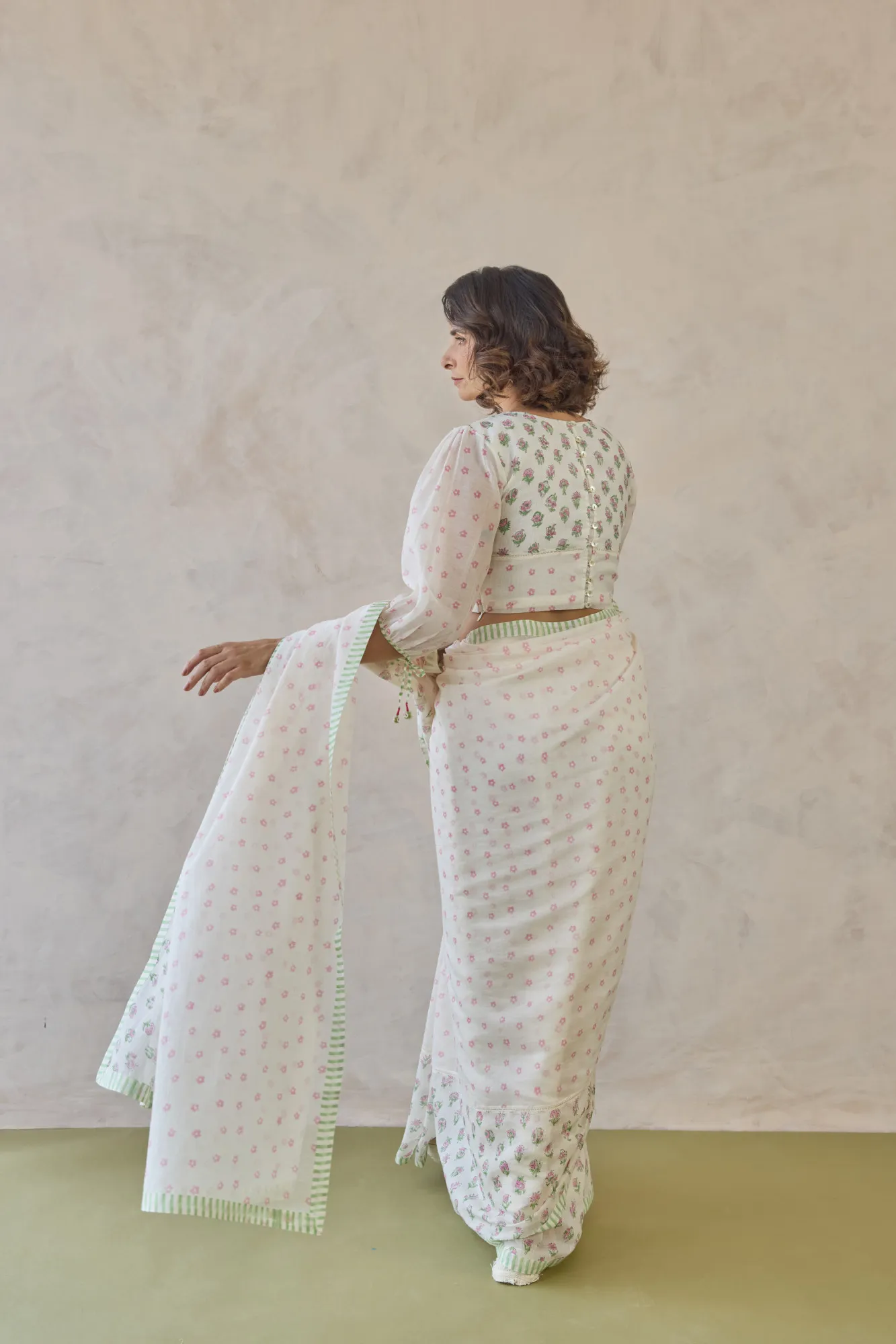 Ivory Blossom Printed Saree Set - Image 8