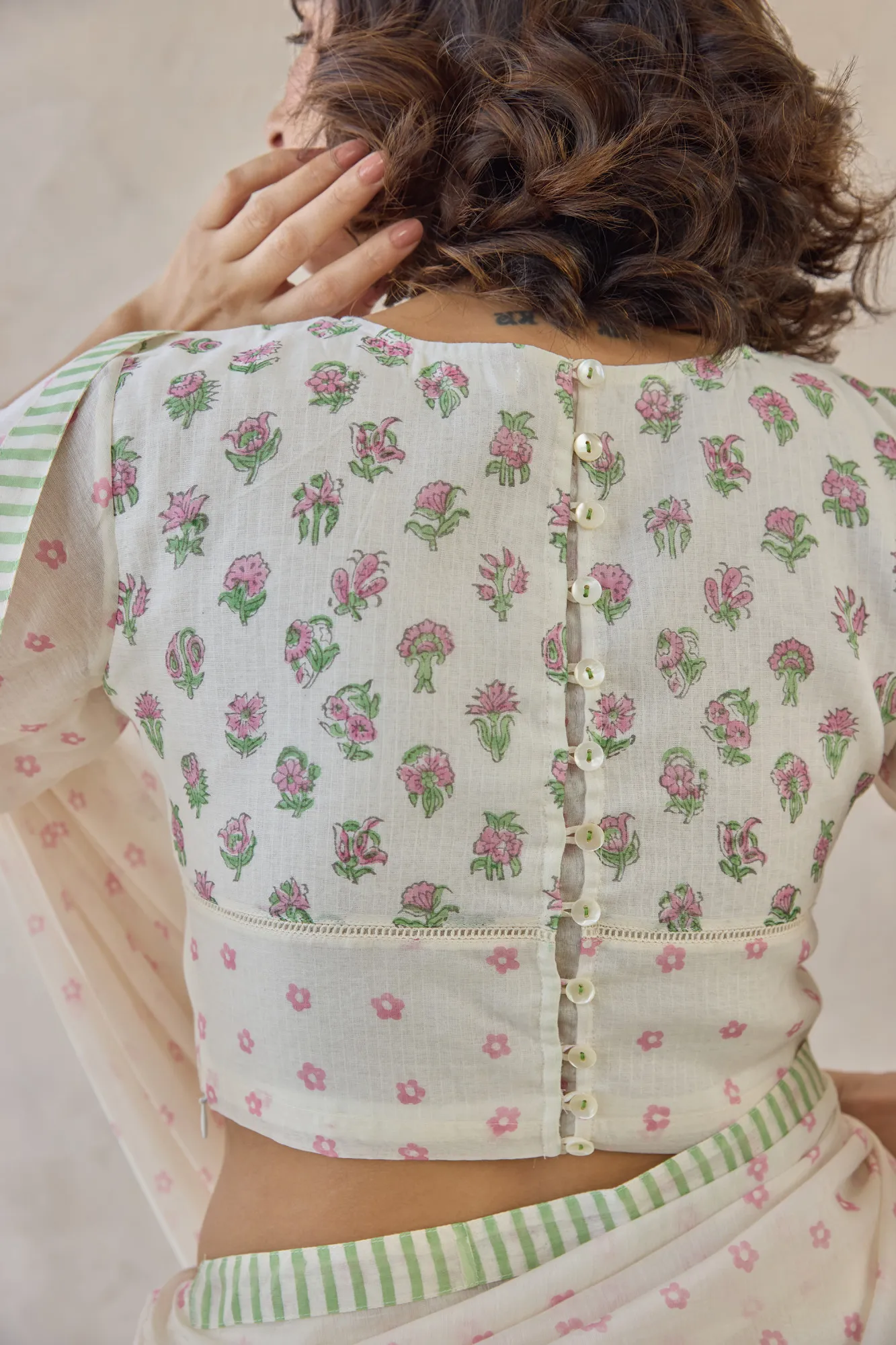 Soft Floral Printed Blouse with Puff Sleeves - Image 5